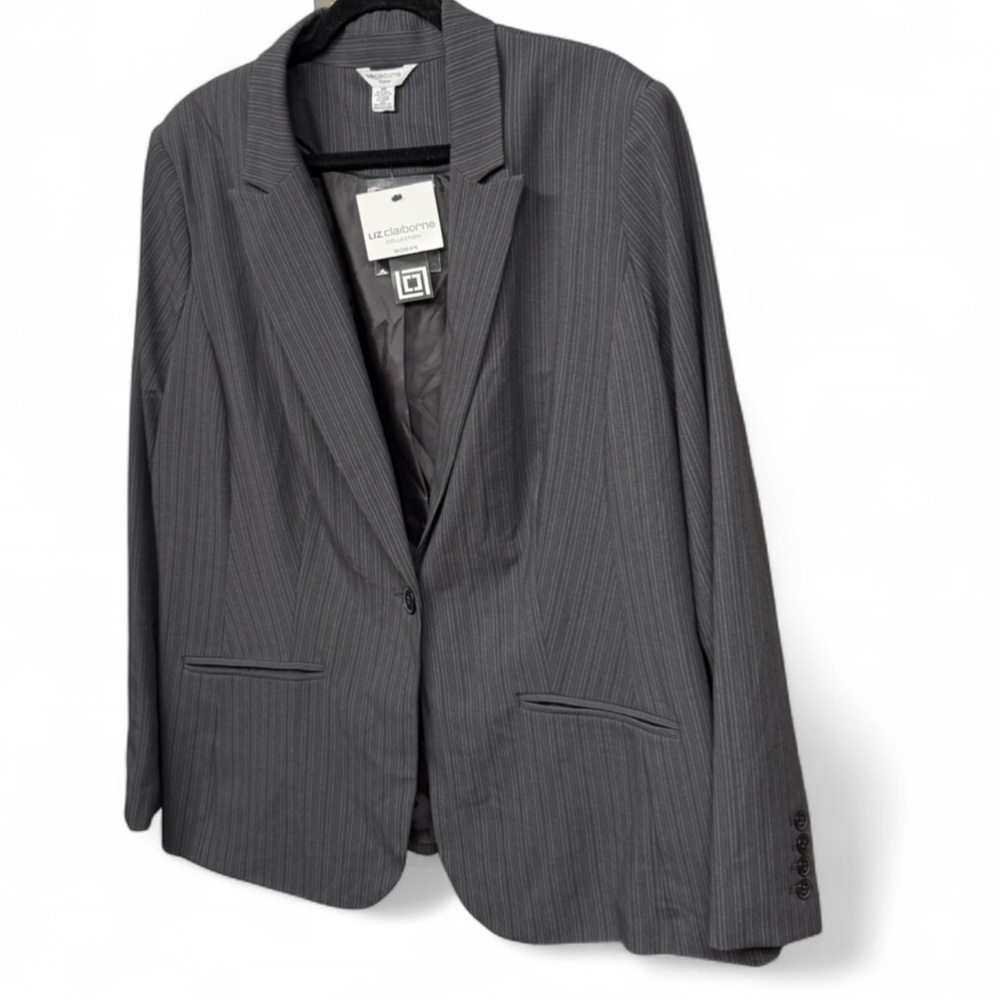 Liz Claiborne Woman Gray Pinstripe Blazer - Size 18W - Single Button Jacket - Picture 2 of 9
